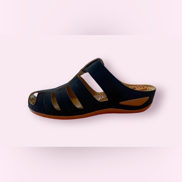 Ecetana Clogs For Woman Walking Shoes - Picture 1 of 7